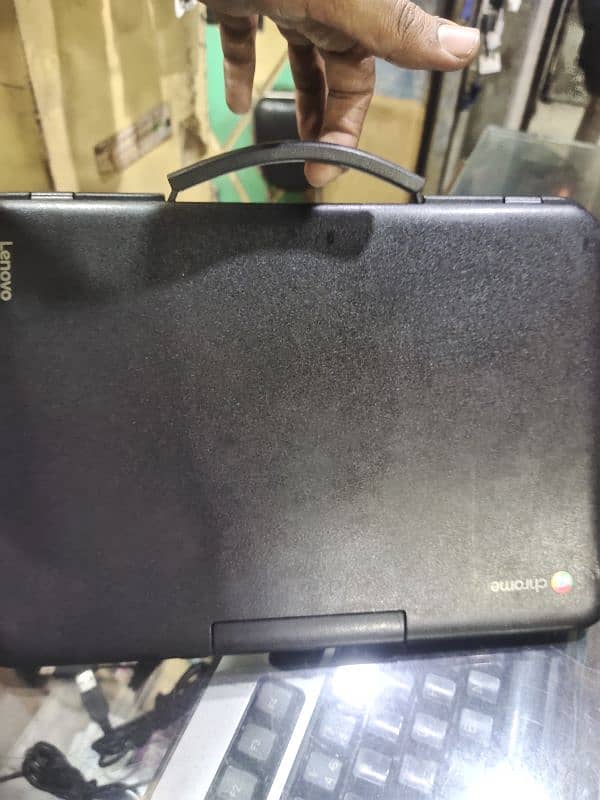 Lenovo . Chromebook. 03073783690. z 2