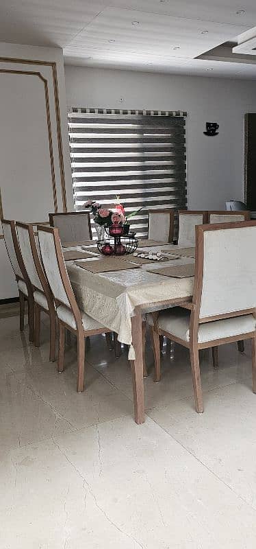 dining table with 8 chairs 4