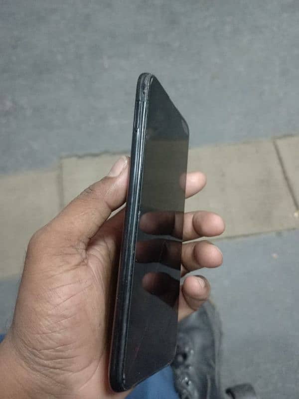 Infinix hot8 lite 2/32 1