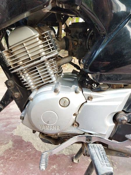 YAMAHA YBR 125G japanese for sale in excellent condition 5