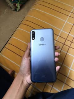 Infinix Hot 8 Lite 0