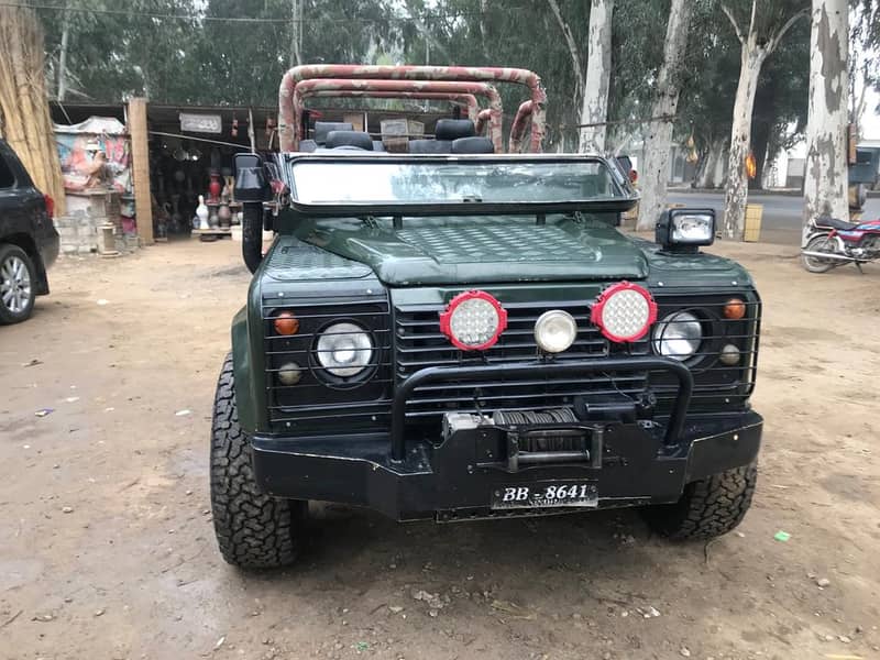 Land Rover Defender 1989 110 3