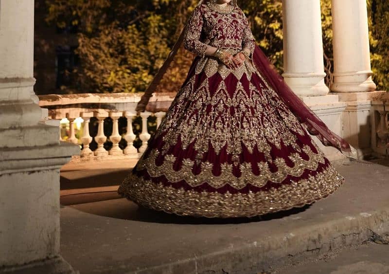 lehnga velvet out clas 3