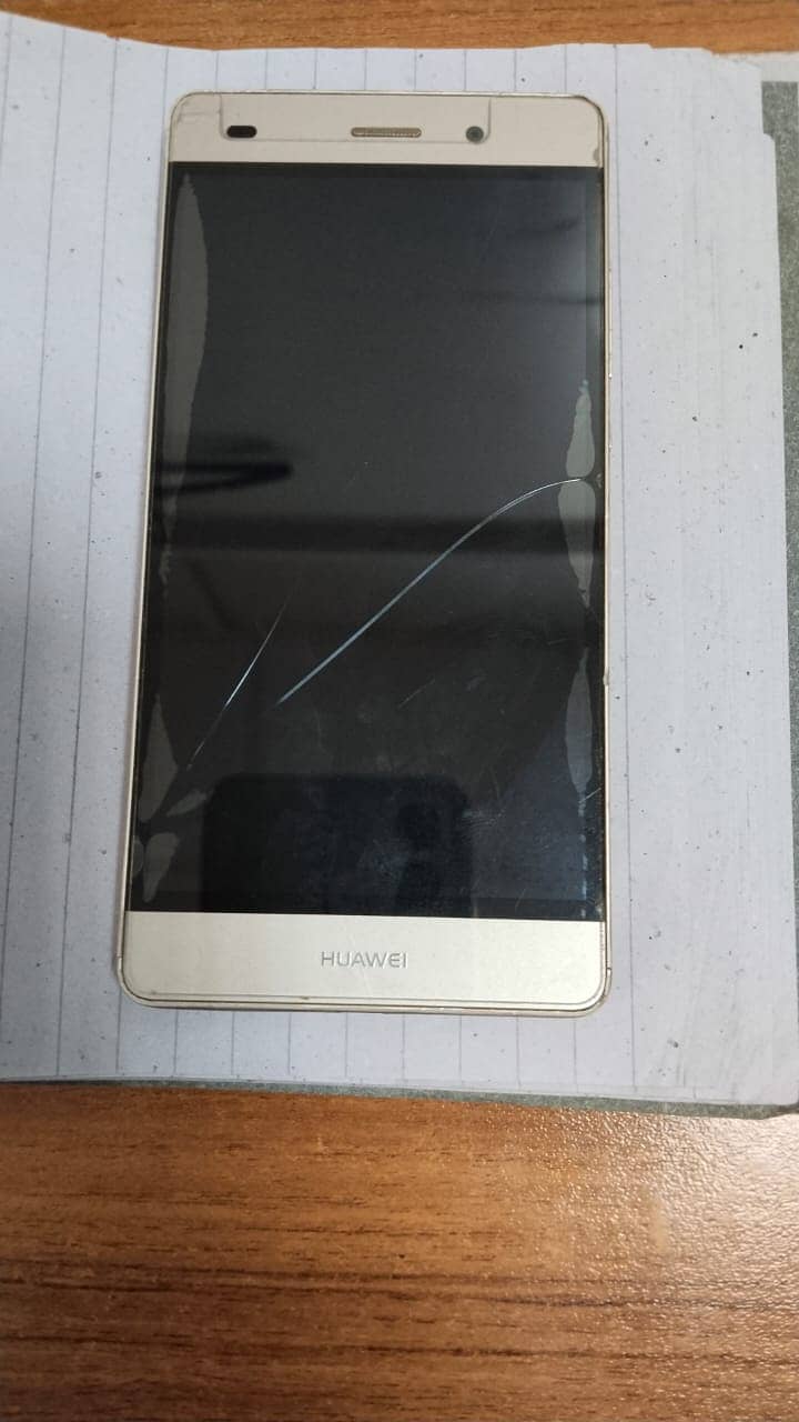 Huawei P8 Lite,   Ram 2 GB, phone storage  16 GB, 2