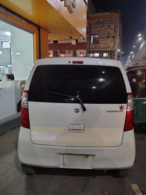 Suzuki Wagon R 2014 3