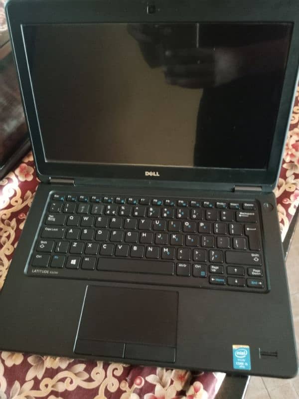 Dell latitude laptop 1