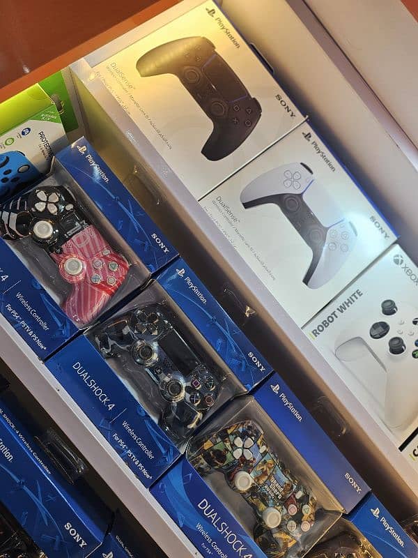 Playstation 5, Playstation 4, All accessories and Games 4