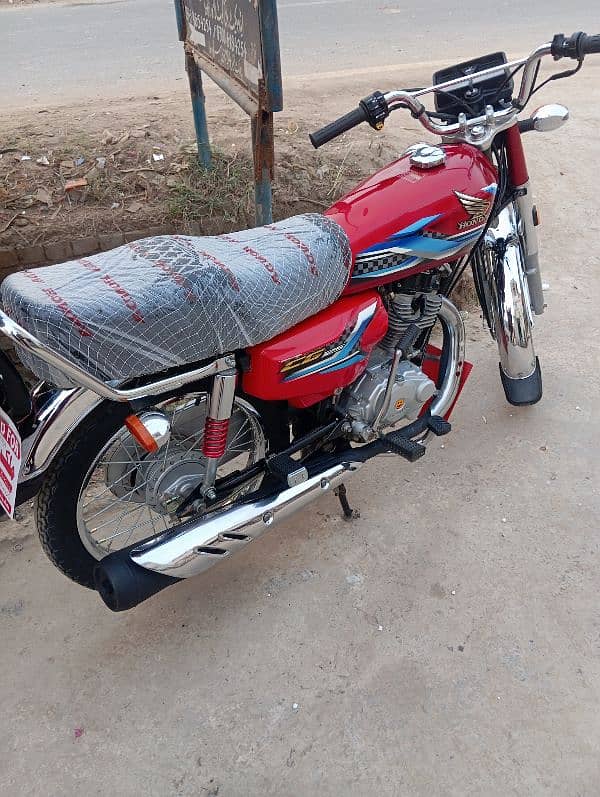 Honda 125 APL FOR. 24 Model good condition 1