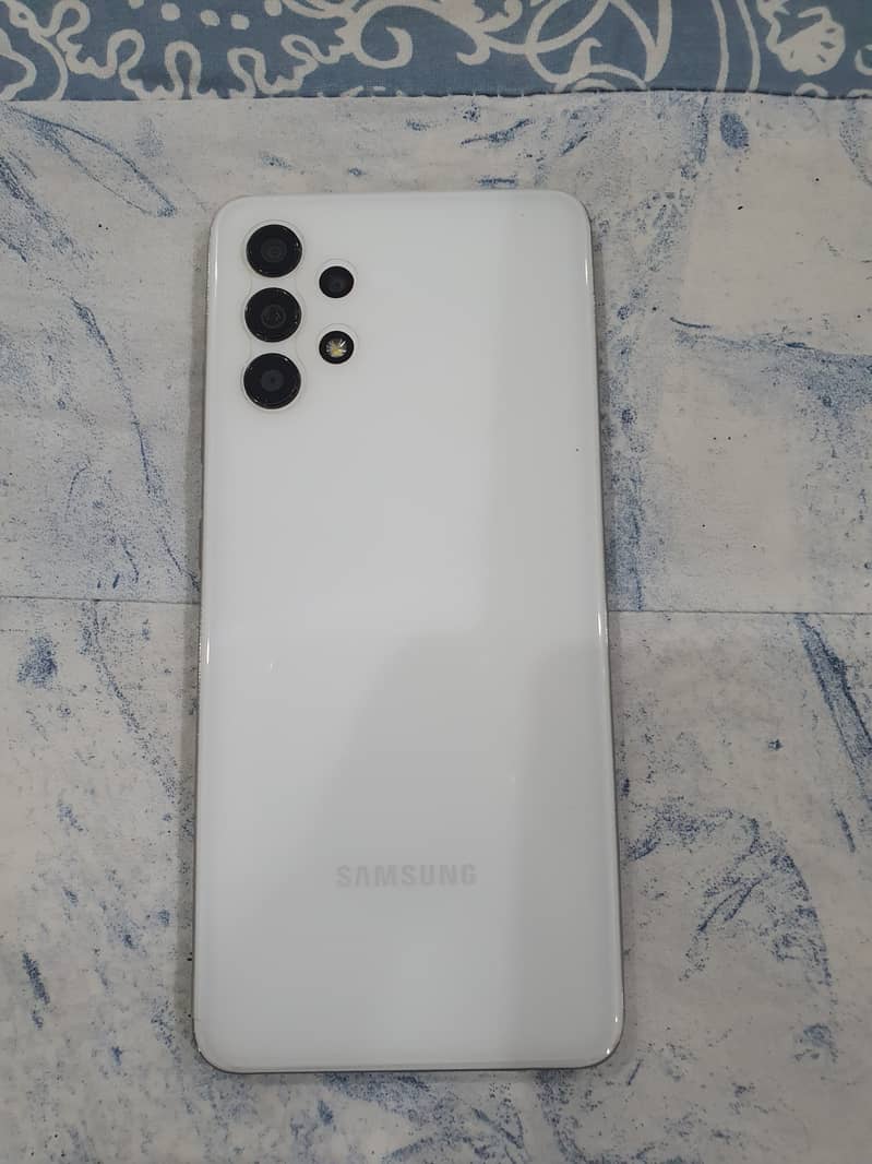 Samsung Galaxy A32 6/128 1