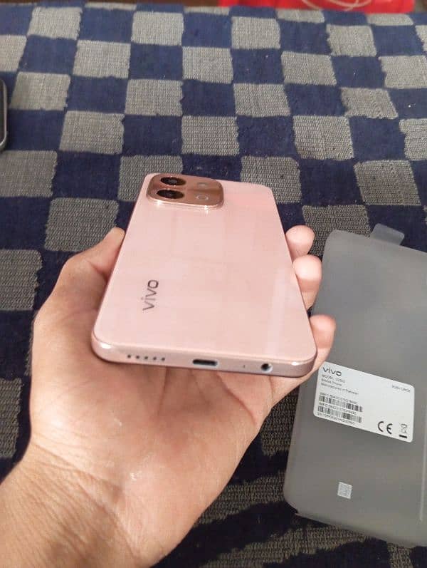 vivo y28 2