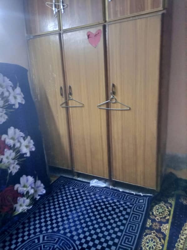 10 Marla Lower Portion For Rent in Allama Iqbal Town 0