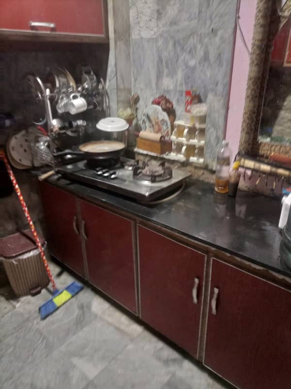 10 Marla Lower Portion For Rent in Allama Iqbal Town 7