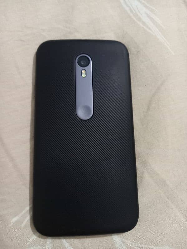 Motorola mobile in used but good condition 1