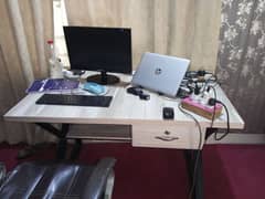 computer table