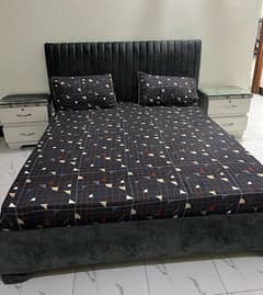 Queen size bed set in solid tali wood