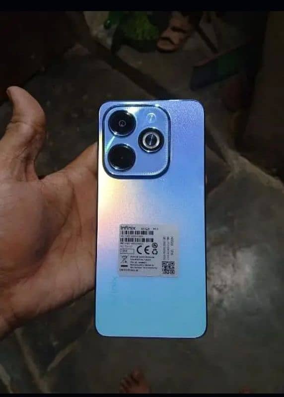 Infinix 40i 8/128 2