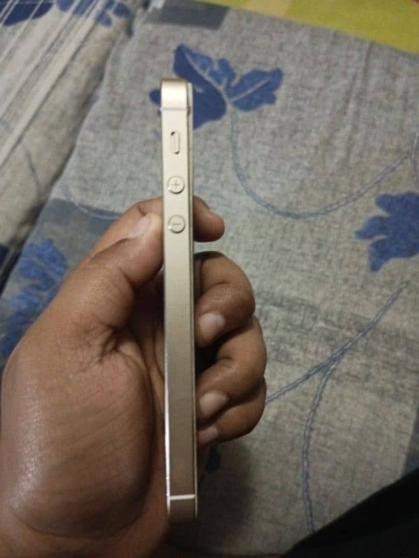 Iphone 5s used only phone 2