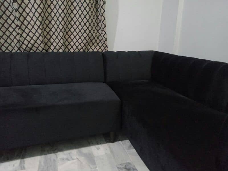 6 seater L shaped sofa set. 2