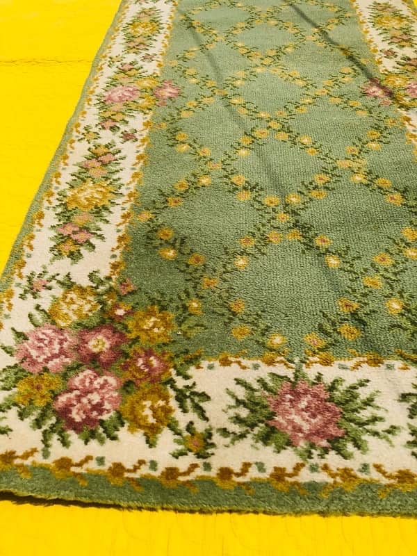 Irani Rugs and Carpets 18