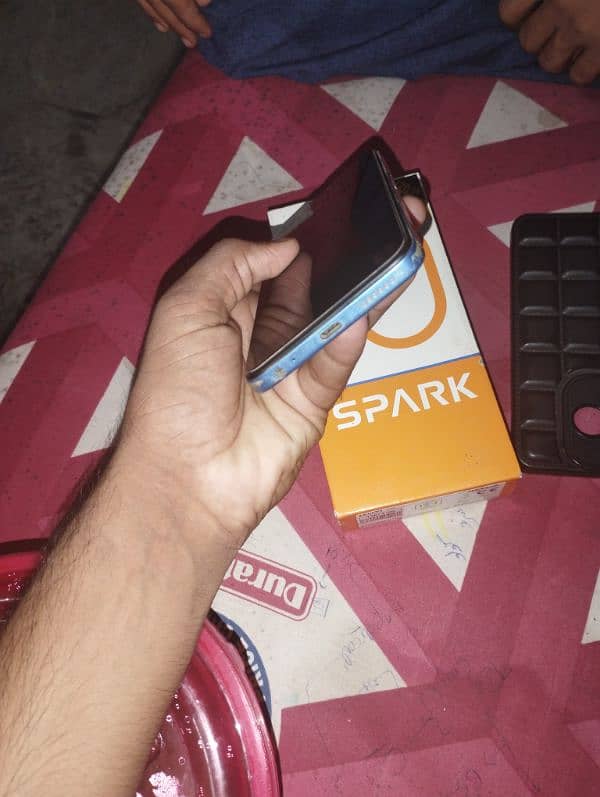 tecno spark 10 (8gb ram 128gb rom 3