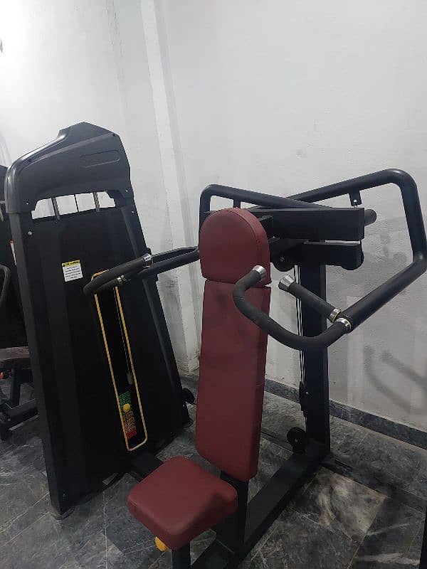 Gym Equipments In 3 Design's Precor / LifeFitness / Techno 14