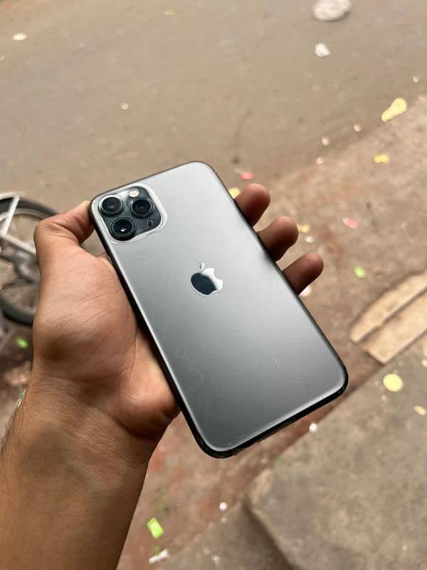 Iphone 11 pro 256 gb factory unlock 1