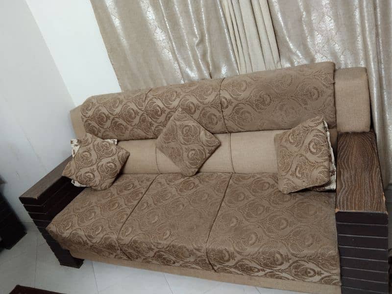 5 Seater Sofa 0