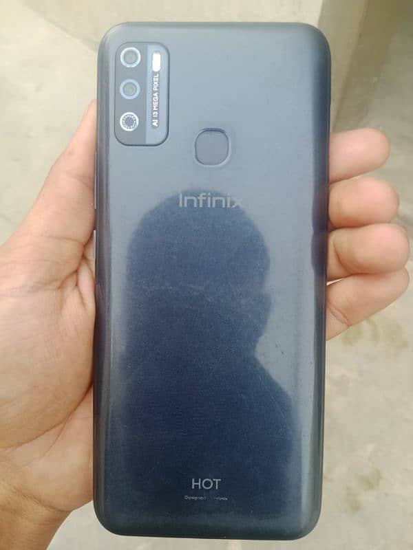 infinix hot 9play 4/64 PTA approved only phone exchang possible 1