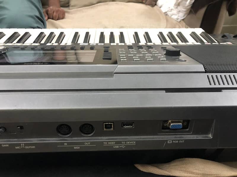 Yamaha psr 970 digital keyboard 4