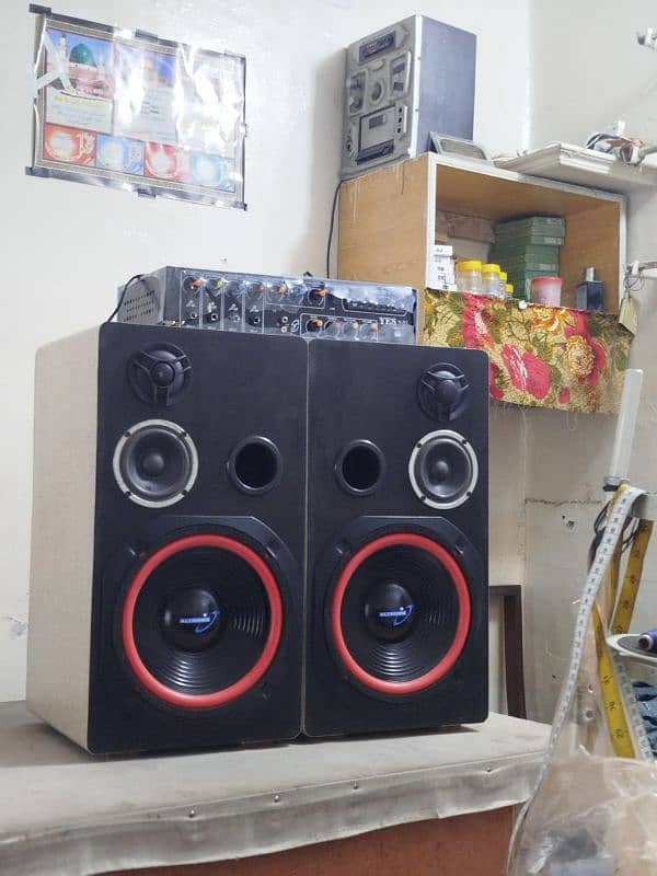 Japan amplifier with speakers 0