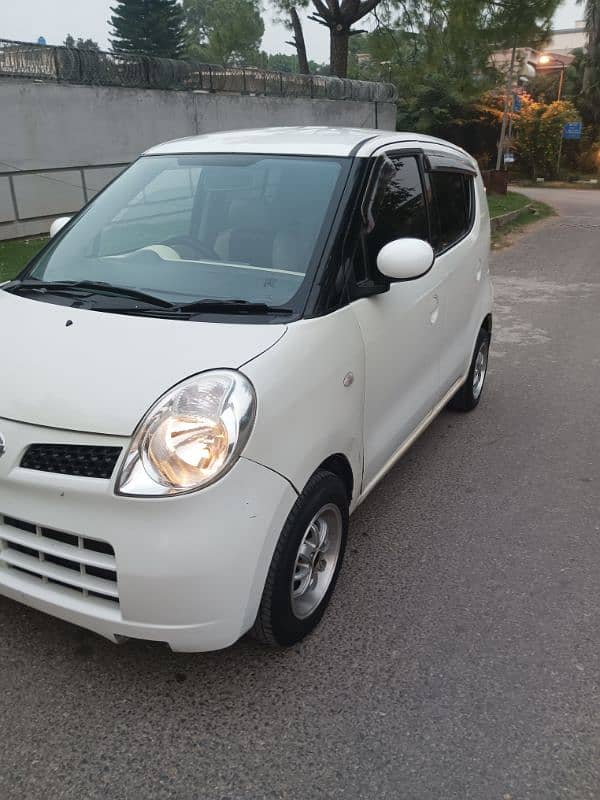 Nissan Moco 660cc Japan 2010 full option urgent sale 03035039996 0