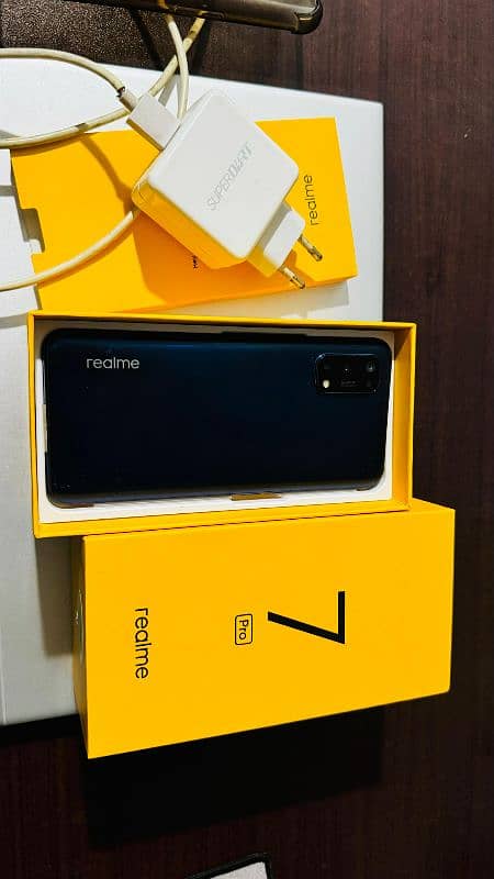 Realme 7 Pro 8/128 gb mint condition 2