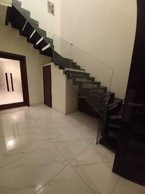 12 Marla Upper Portion For Rent In Paragon City Lahore 15