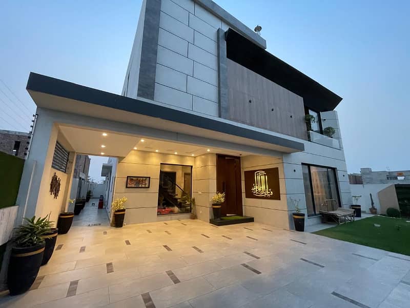 1 Kanal Slightly Used House For Rent in Phase 6 DHA Lahore Prime Location Near Park 0