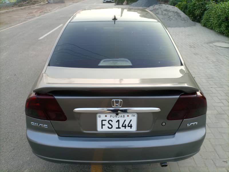 HOME USED HONDA CIVIC VTi VERY NEAT & CLEAN LIKE NEW 0300 9659991 1