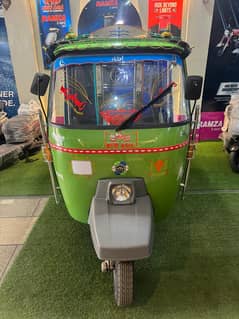 Super Family Auto Rickshaw Single Shak Bara Rickshaw 200cc Engine