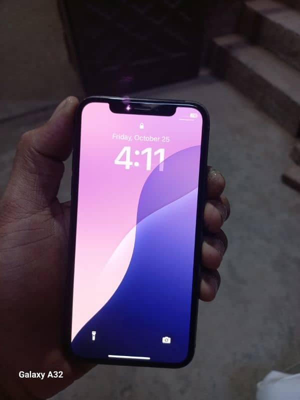 iPhone X's 64 condition 10 by 10 jv water pack 3