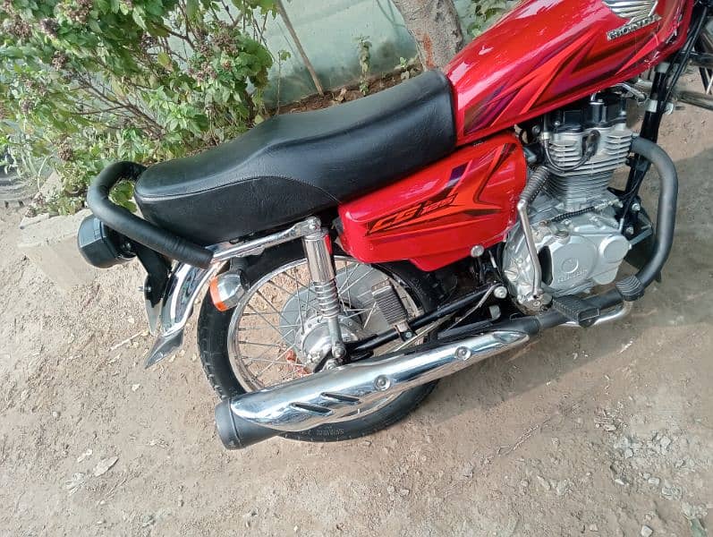 Honda 125 2023 6