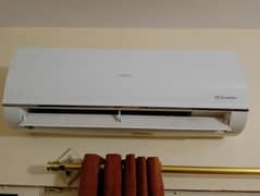 Haier AC - 1 Ton DC Inverter Air Conditioner 0