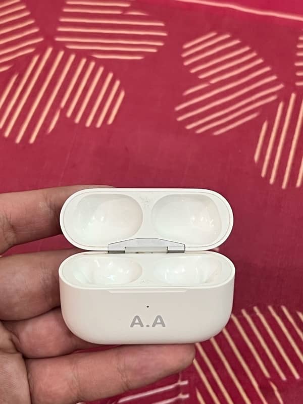 Original Apple Airpods Pro for sale 1