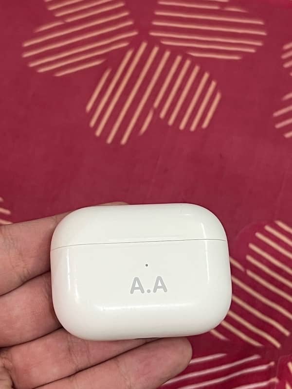 Original Apple Airpods Pro for sale 3