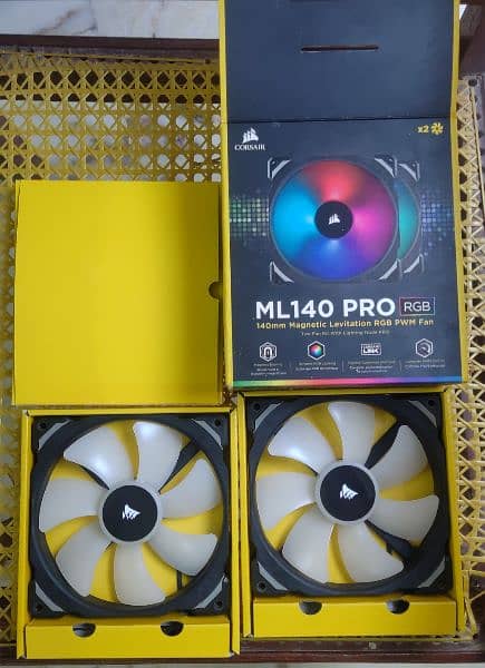 CORSAIR ML140 PRO RGB 140mm 2x Fans 140mm Brand New 3