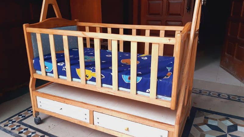 wooden crib | easily moveable | mattress | baby bed | new crib 2