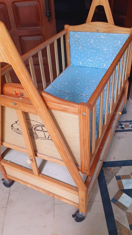 wooden crib | easily moveable | mattress | baby bed | new crib 9