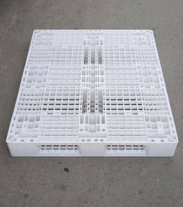 Plastic Pallet 0