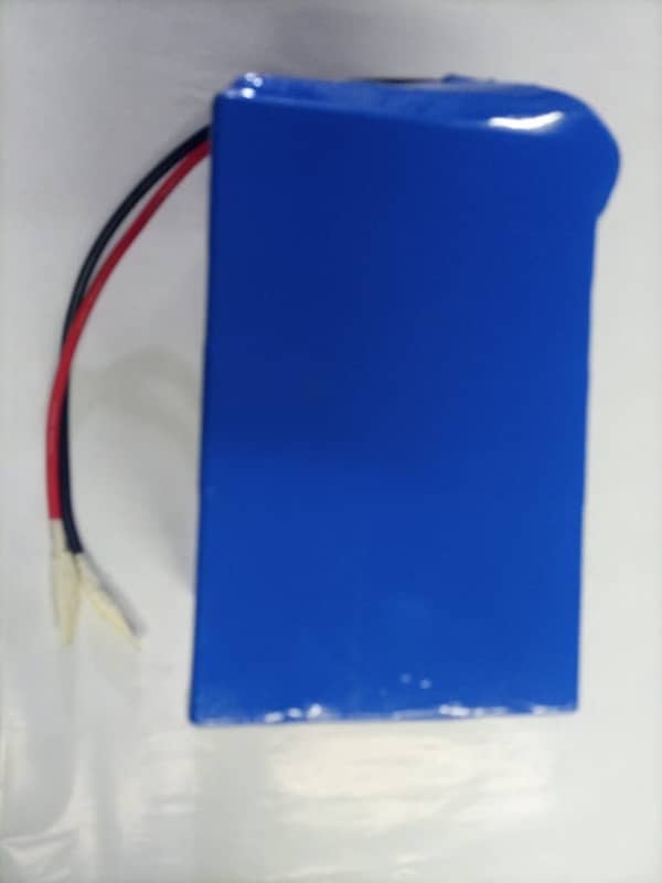 12V 100Ah lithium ion battery 1