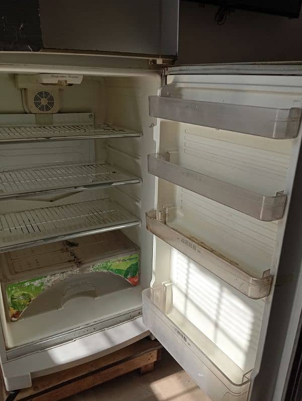 Dawlance Fridge for Sale 3