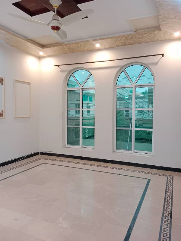 Heiring Available 12 Marla Brand-New Upper Portion For Rent At The Prime Location In Saddar Officer Colony 1