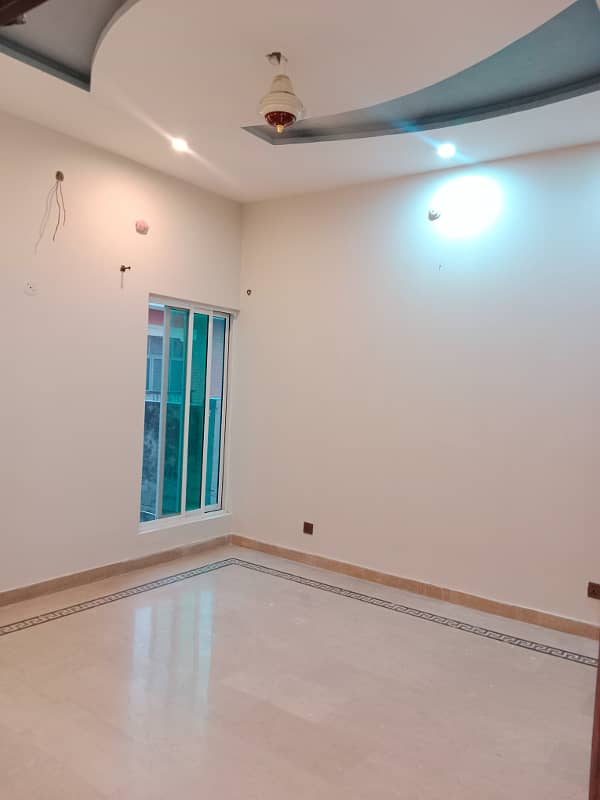 Heiring Available 12 Marla Brand-New Upper Portion For Rent At The Prime Location In Saddar Officer Colony 7