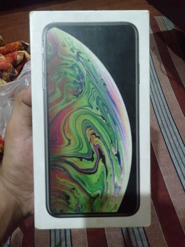 I phone xsmax 512Gb PTA Approved with box 4